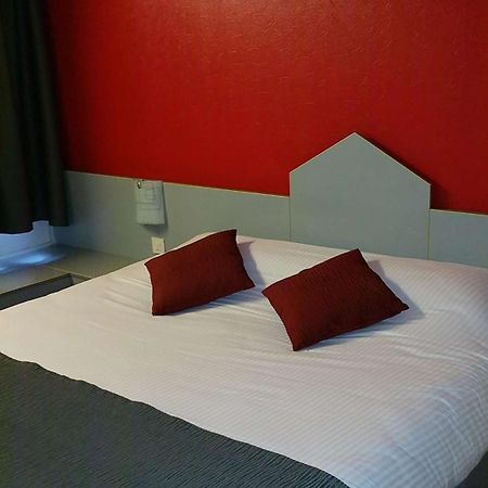 Brit Hotel 사르게민즈 외부 사진